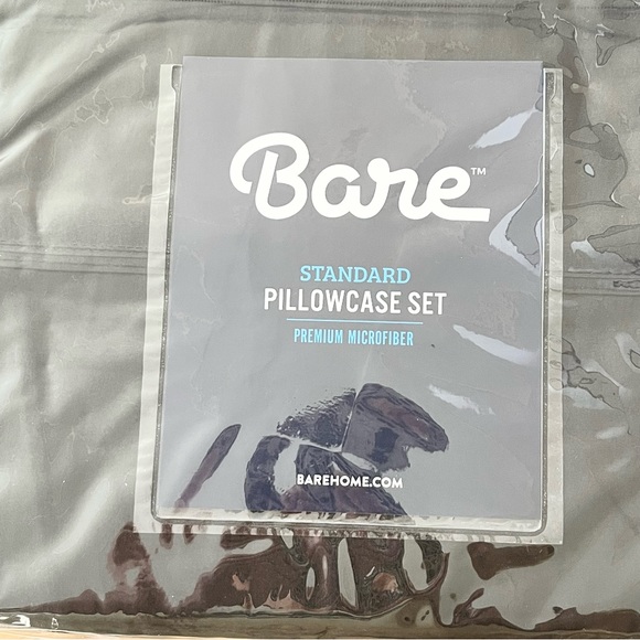 New Ultra-Soft Microfiber Standard Black Pillowcase Set by Bare Home - Picture 3 of 3